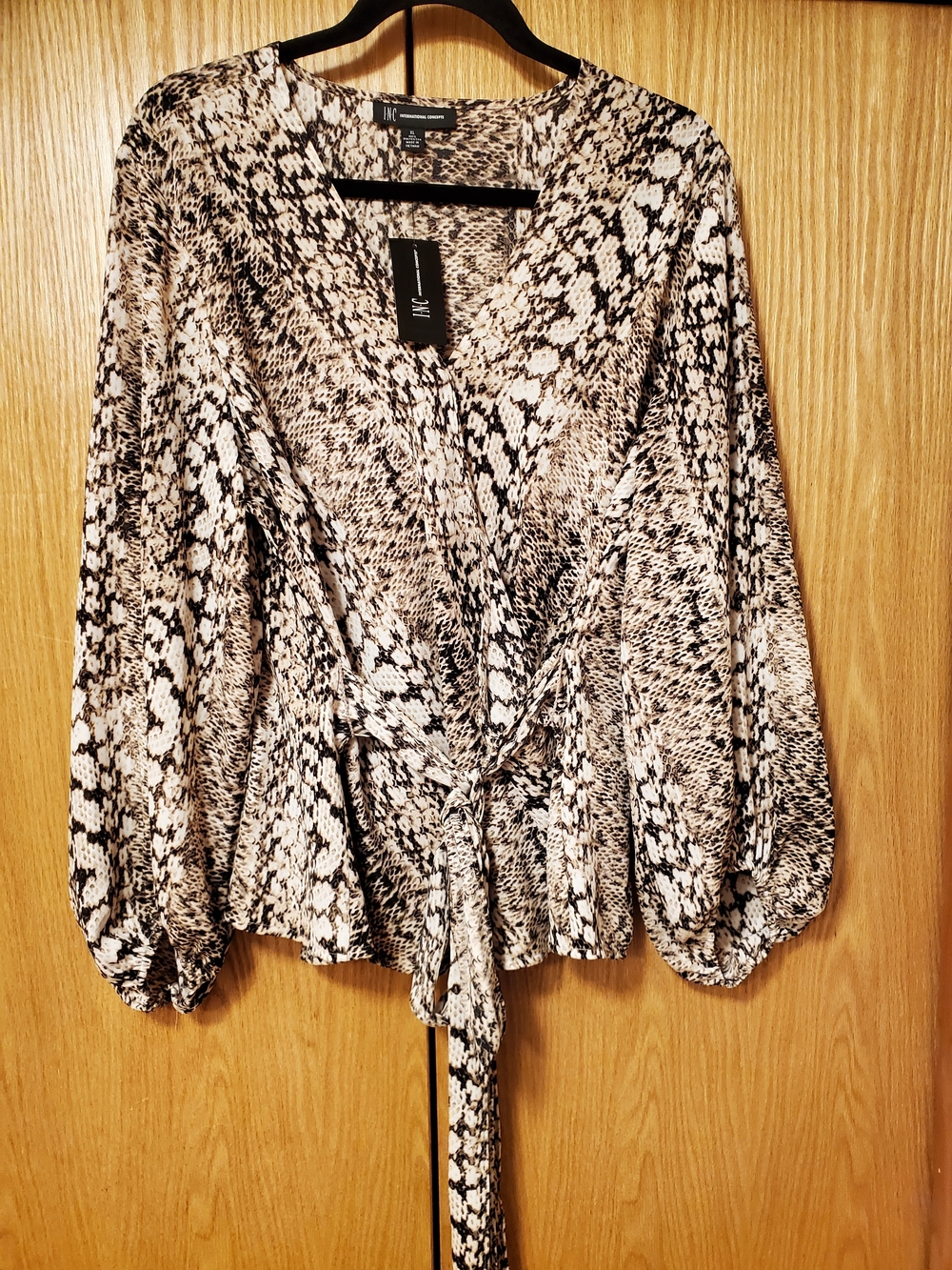 NWT INC International Concepts Snake-Print Tie-Waist Blouse